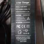 Устройство зарядное JY-63W-168300 1,2 А JDC