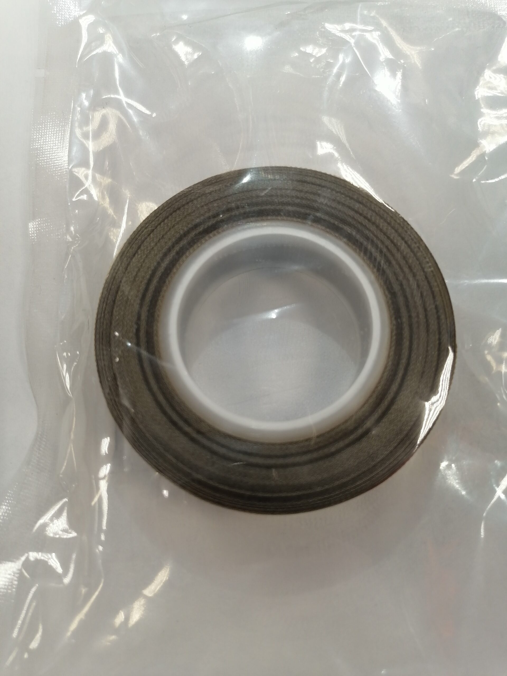 lenta20teflonovaya20013mm15mm20s20lipkim20sloem20rulon2010m-5 Лента тефлоновая 0,08мм*15мм (10 метров) без подложки с липким слоем — изображение 1