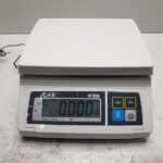 Весы настольные марки SW - 2, 5, 10 кг. автономные